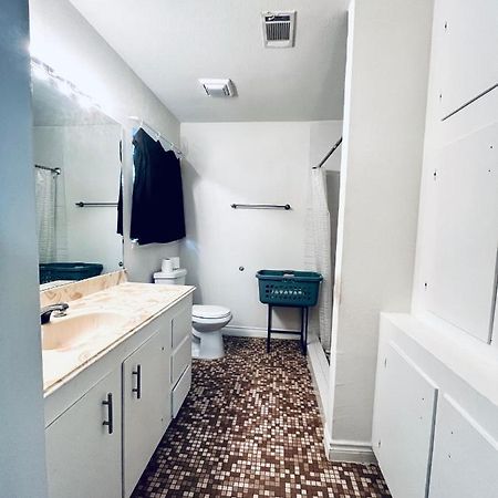 Cozy Private Bed & Bath Near Medical Center, Galleria And Dt 휴스턴 외부 사진
